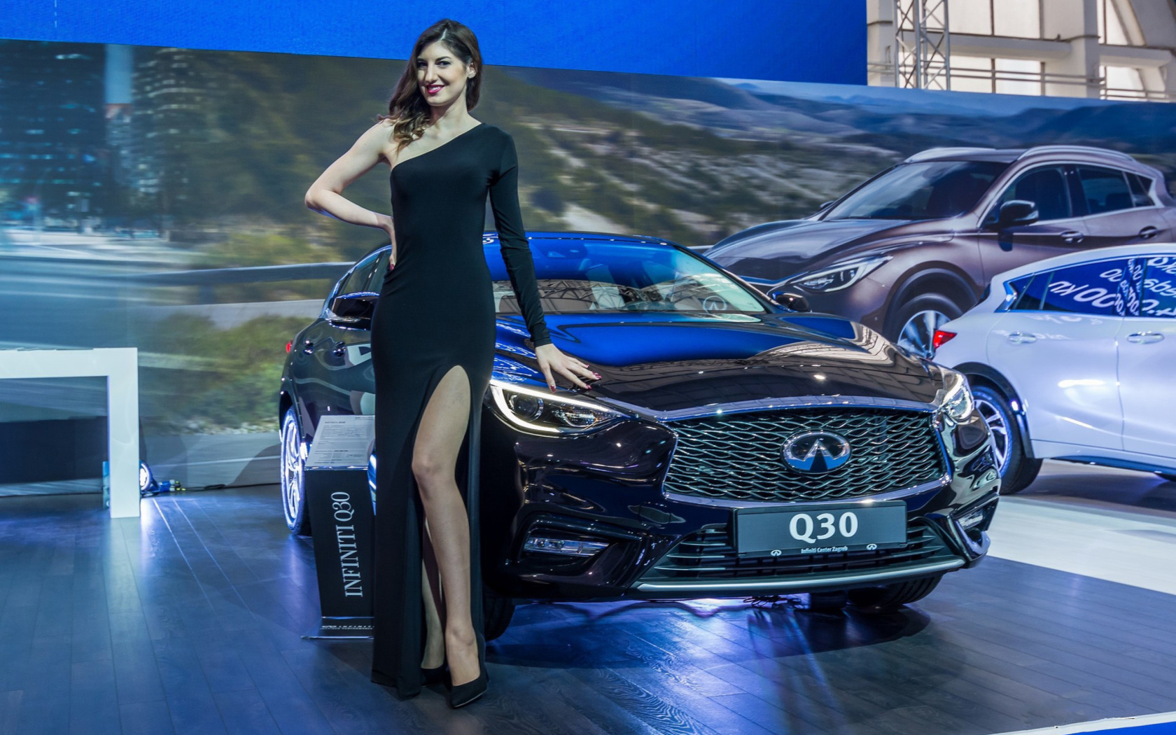 Sfondi Infiniti Q30 Frankfurt Auto Show 1680x1050