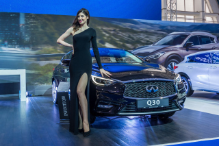 Infiniti Q30 Frankfurt Auto Show Wallpaper for Android, iPhone and iPad