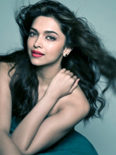 Screenshot №1 pro téma Deepika Padukone 240x320