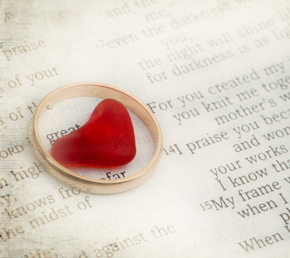 Heart In Ring screenshot #1 960x854