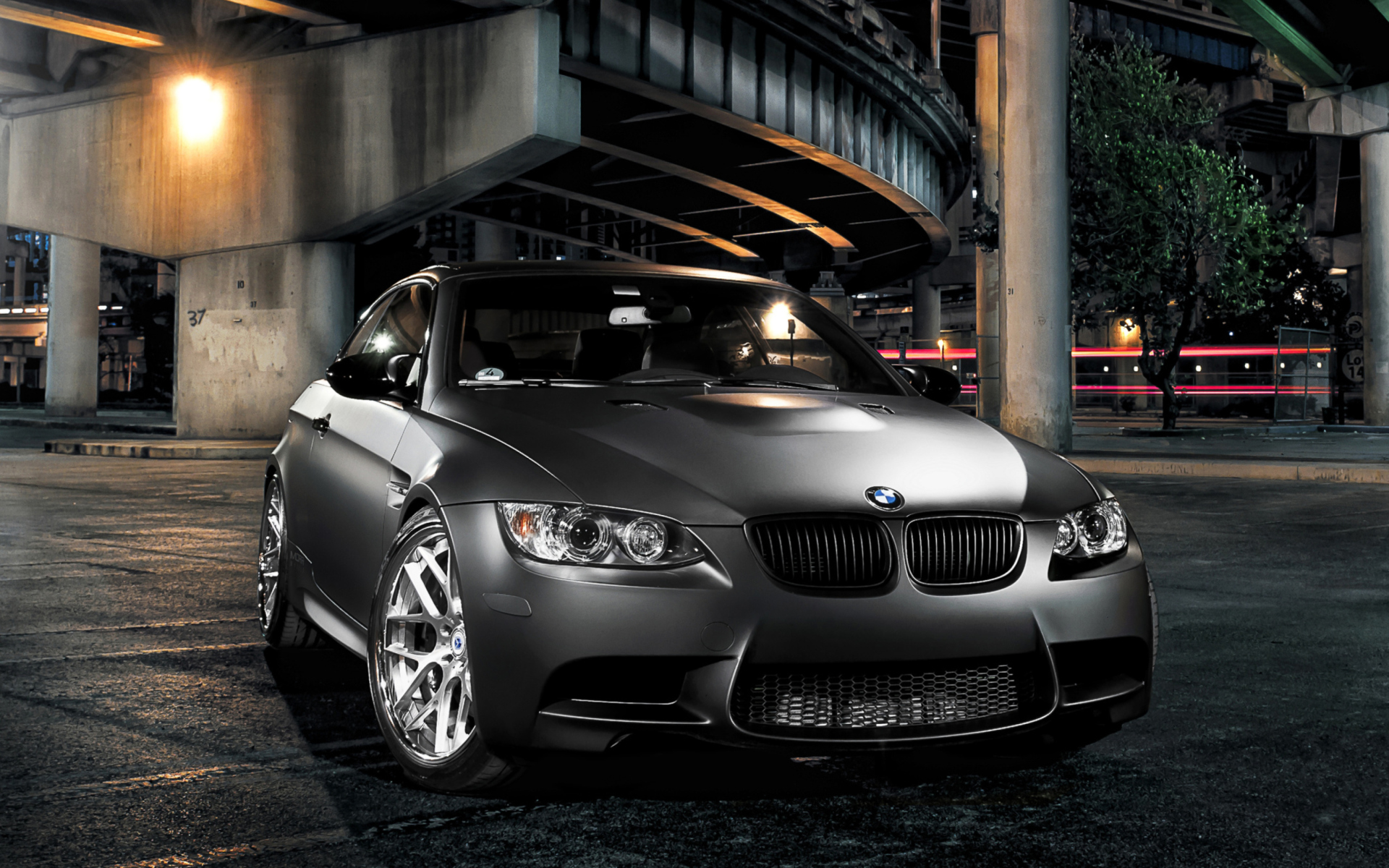 Screenshot №1 pro téma BMW Coupe 1920x1200