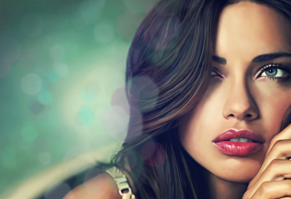 Adriana Lima - Obrázkek zdarma pro Fullscreen Desktop 800x600