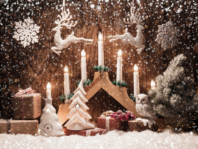 Das Christmas Candles Wallpaper 640x480
