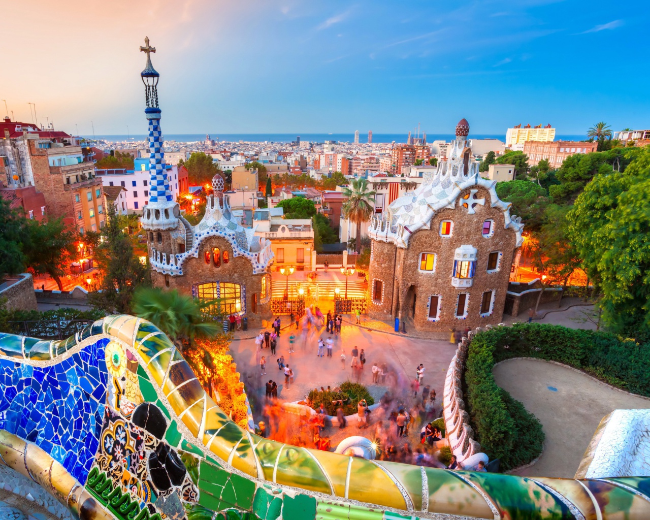 Обои Park Guell in Barcelona 1280x1024