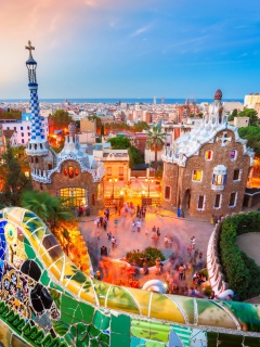 Park Guell in Barcelona screenshot #1 240x320