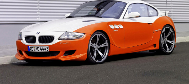 Screenshot №1 pro téma BMW Z4 M Coupe 720x320