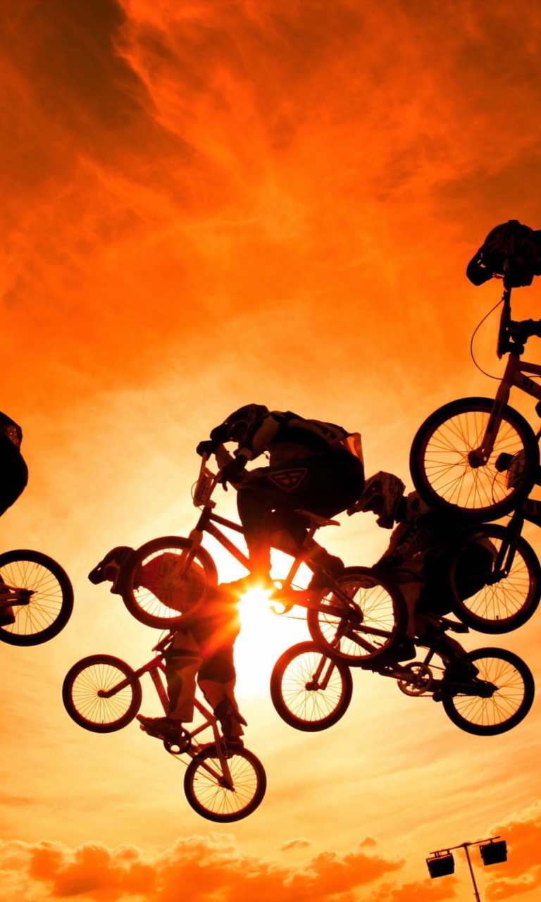 Bikers In The Sun wallpaper 768x1280