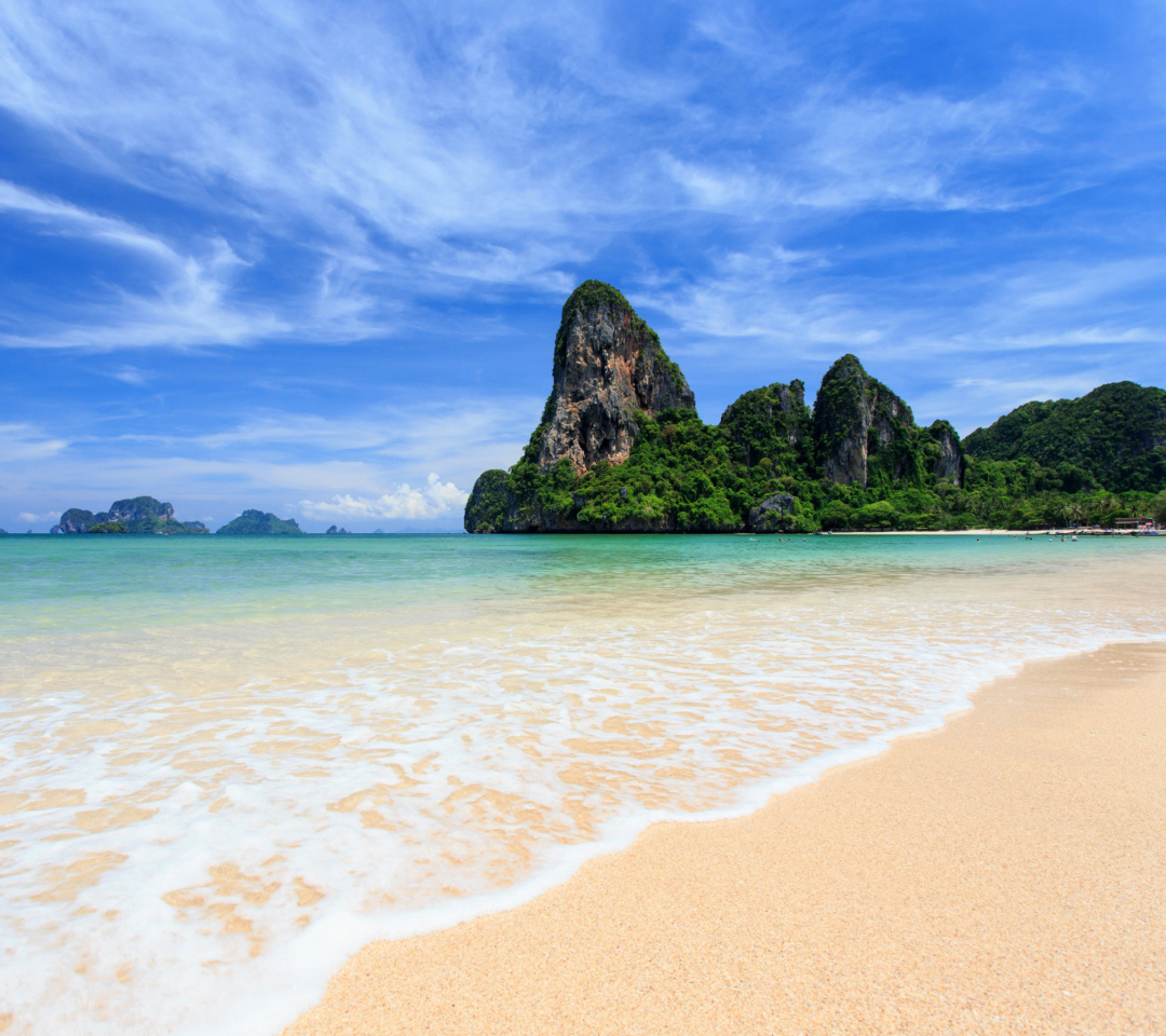 Обои Railay Beach in Thailand 1080x960