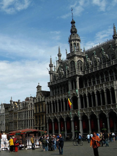 Обои Brussels Grand Place on Main Square 240x320