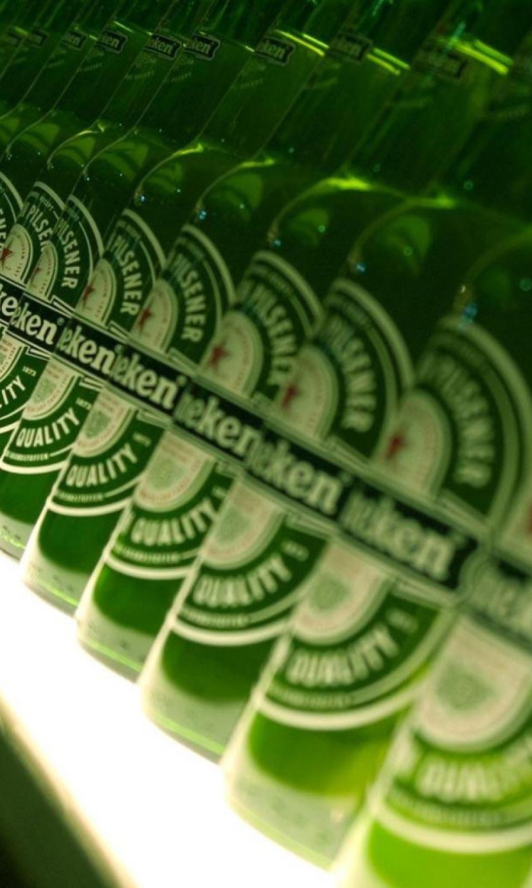 Fondo de pantalla Heineken Bottles 768x1280
