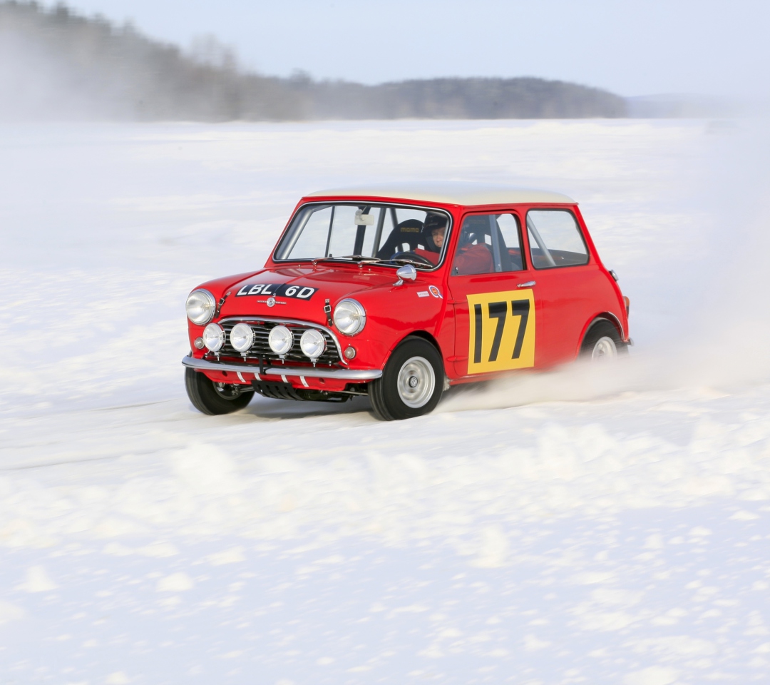 Das Red Mini In Snow Wallpaper 1080x960