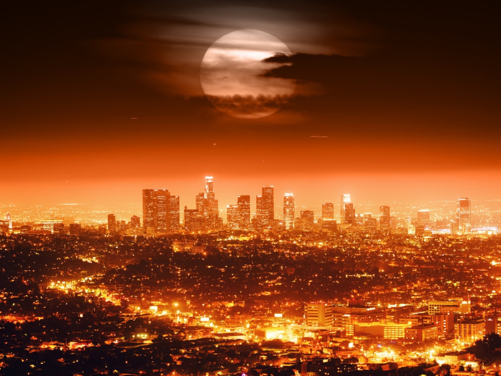 Screenshot №1 pro téma Full Moon Above Los Angeles 1024x768