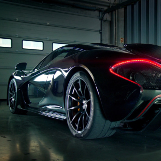 McLaren P1 - Obrázkek zdarma pro 1024x1024