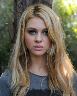 Nicola Peltz Actress - Obrázkek zdarma pro Nokia X6