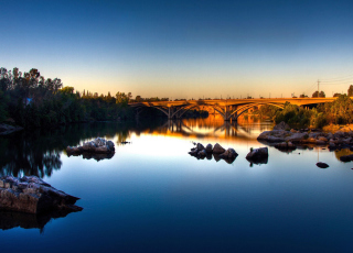 River With Bridge - Obrázkek zdarma pro 1600x1200