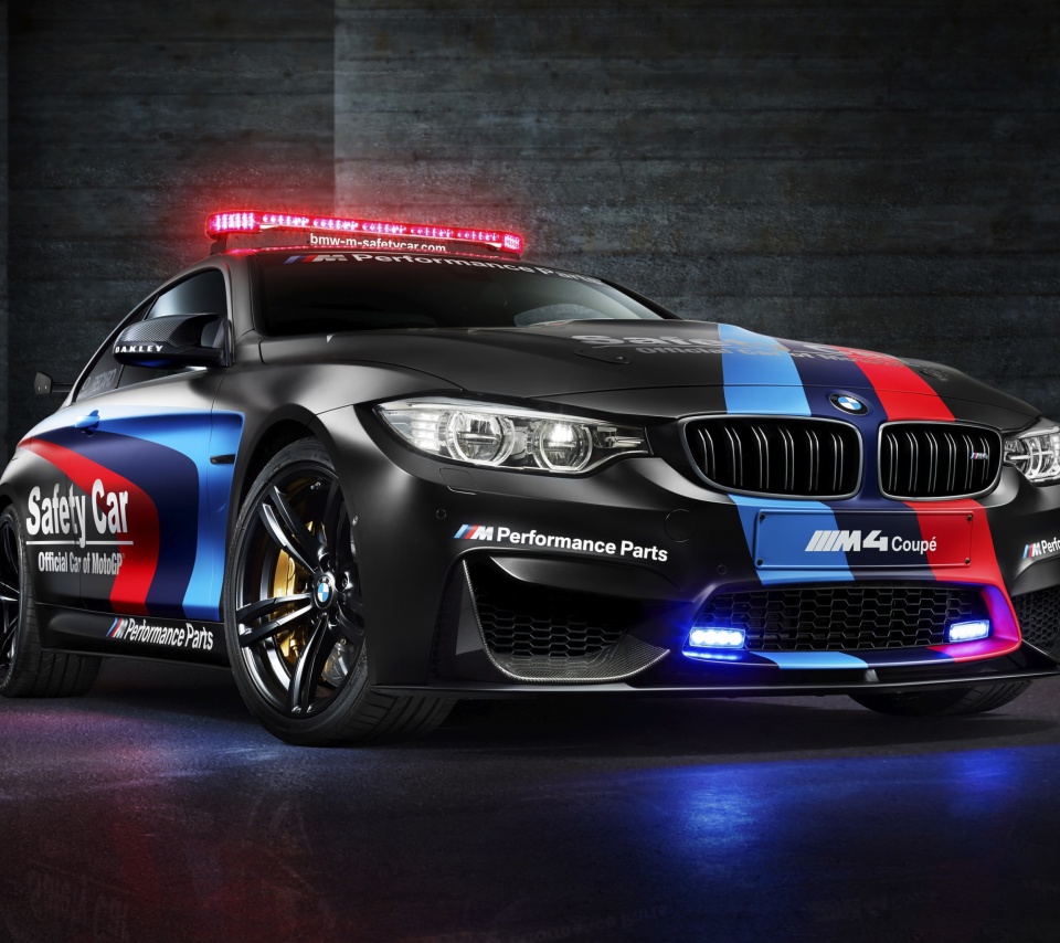 Fondo de pantalla BMW M4 Coupe Police 960x854