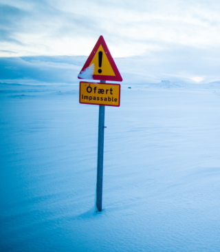 Winter Warning Sign - Obrázkek zdarma pro iPhone 5S