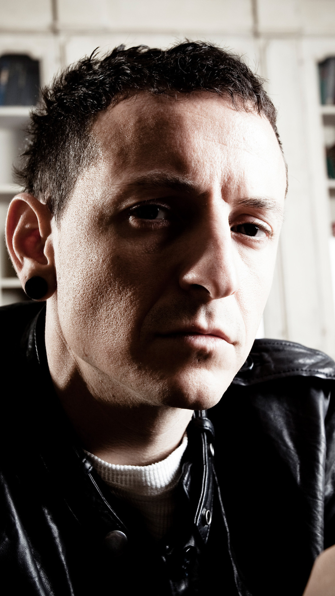 Fondo de pantalla Chester Bennington 1080x1920