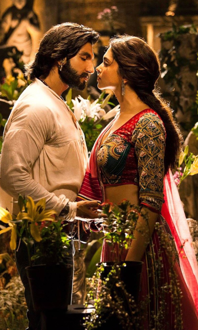 Screenshot №1 pro téma Ranveer Deepika In Ram Leela 768x1280