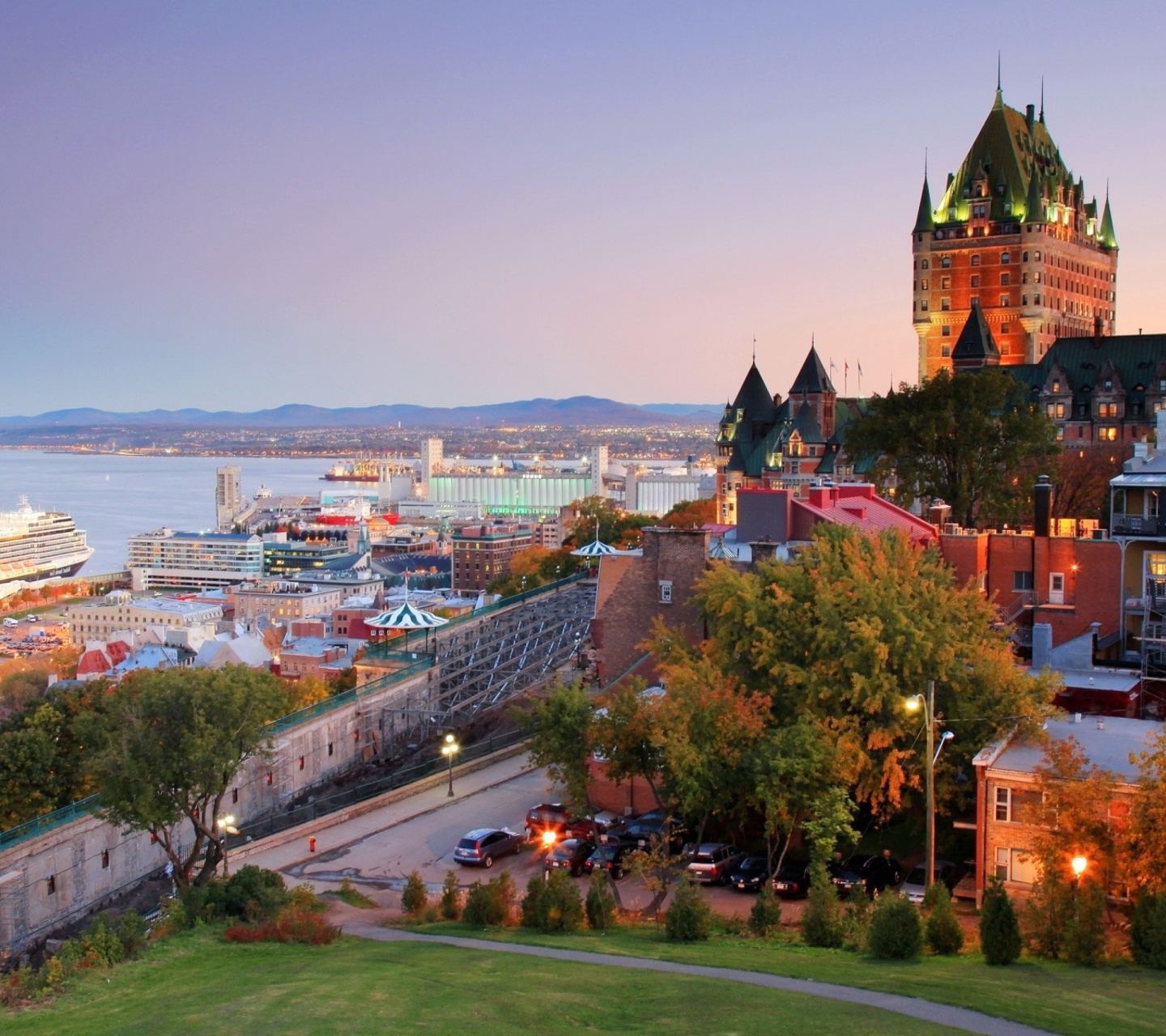 Das Quebec City and Port Wallpaper 1440x1280