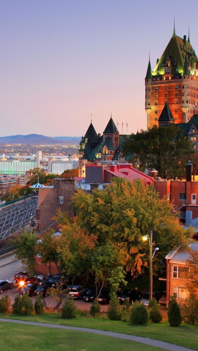 Sfondi Quebec City and Port 640x1136