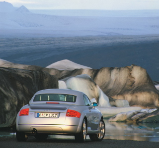 Kostenloses Audi TT Hardtop Wallpaper für iPad mini 2