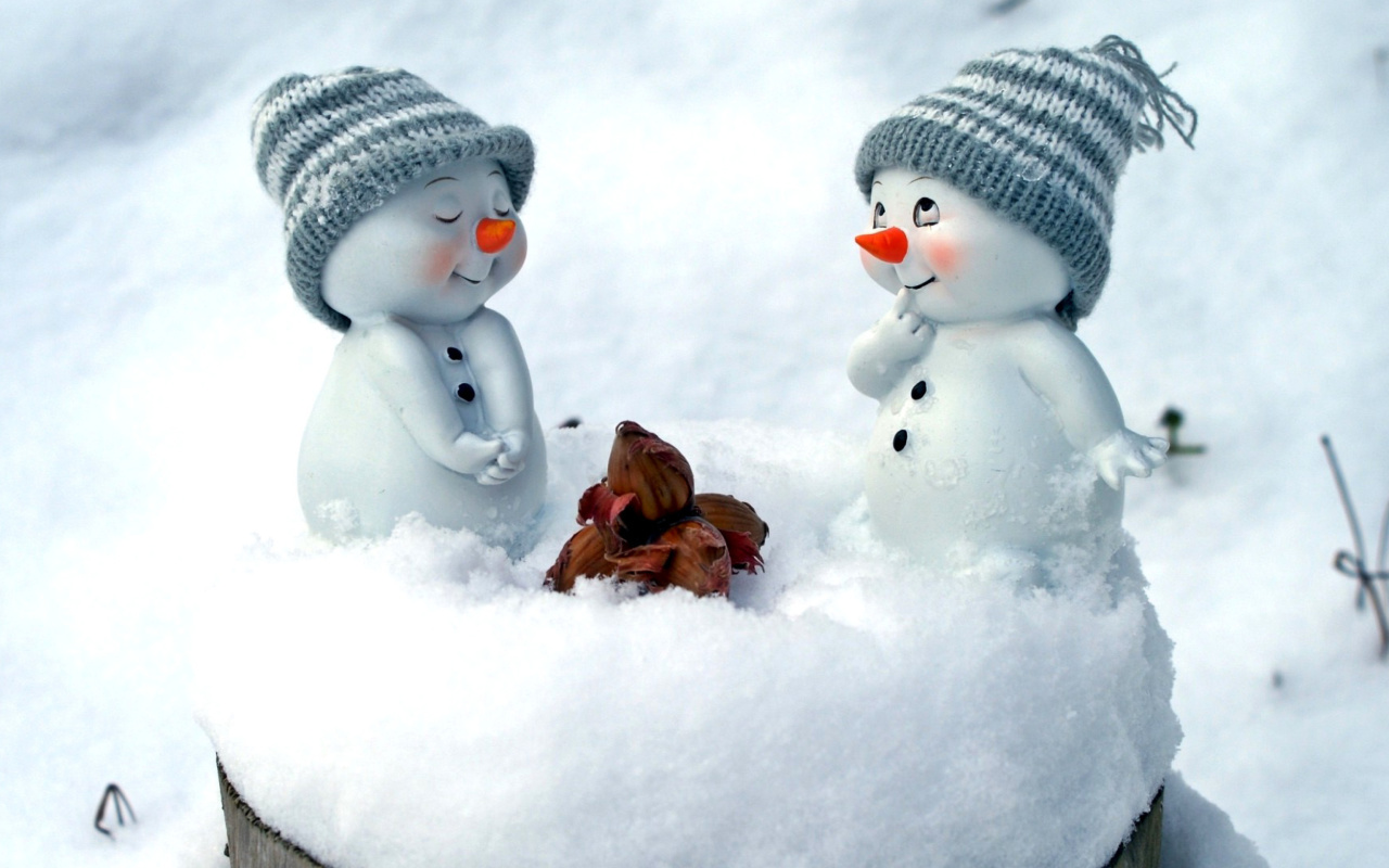 Screenshot №1 pro téma Cute Snowman Christmas Decoration Figurine 1280x800