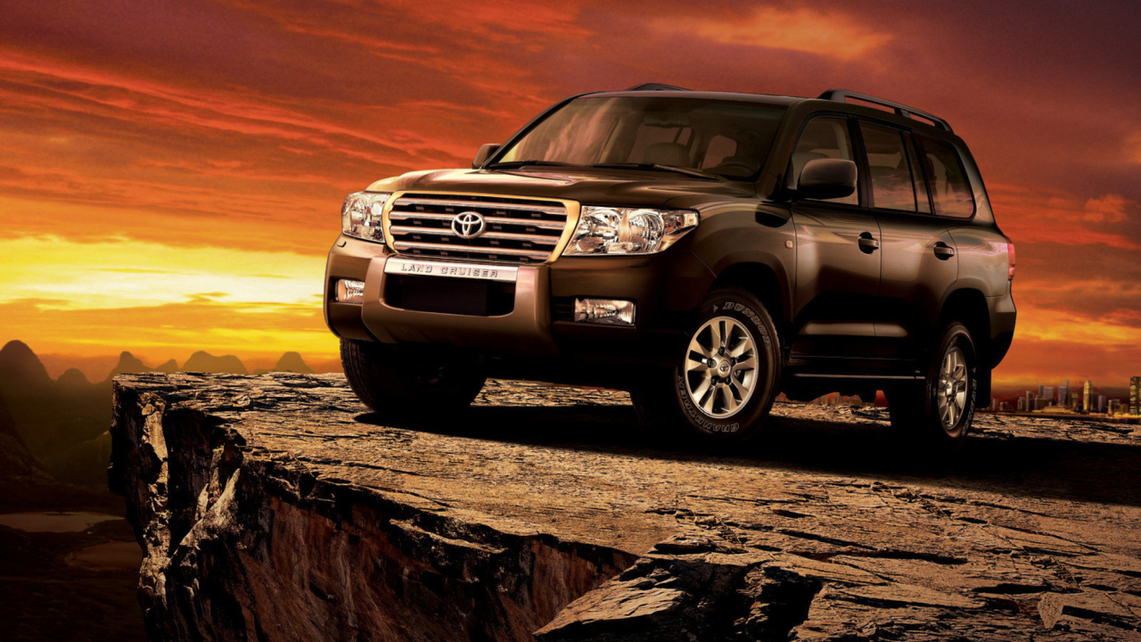 Screenshot №1 pro téma Toyota Land Cruiser 1280x720