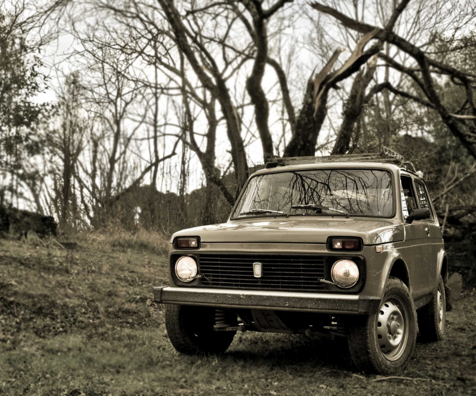 Fondo de pantalla Lada Niva - VAZ-2121 960x800