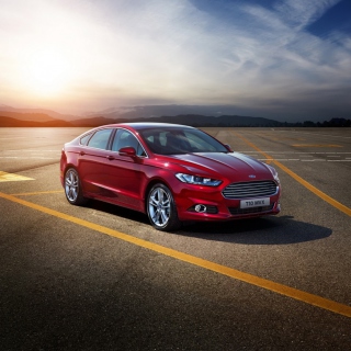 Free Ford Mondeo 2015 Picture for iPad 3