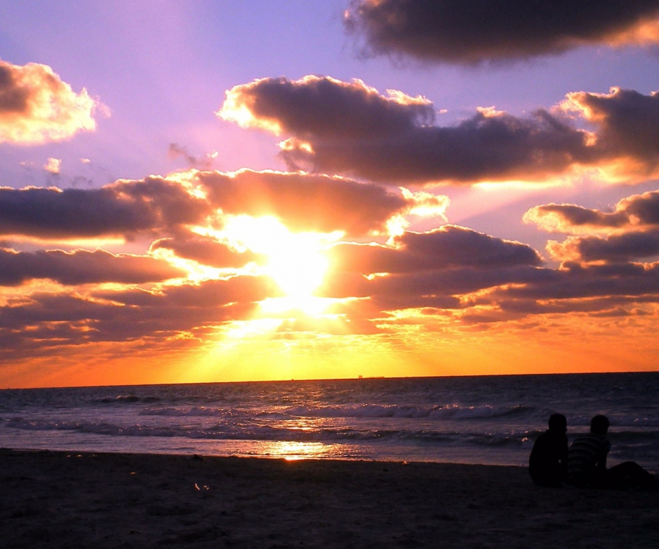Обои Sunset On The Beach 960x800