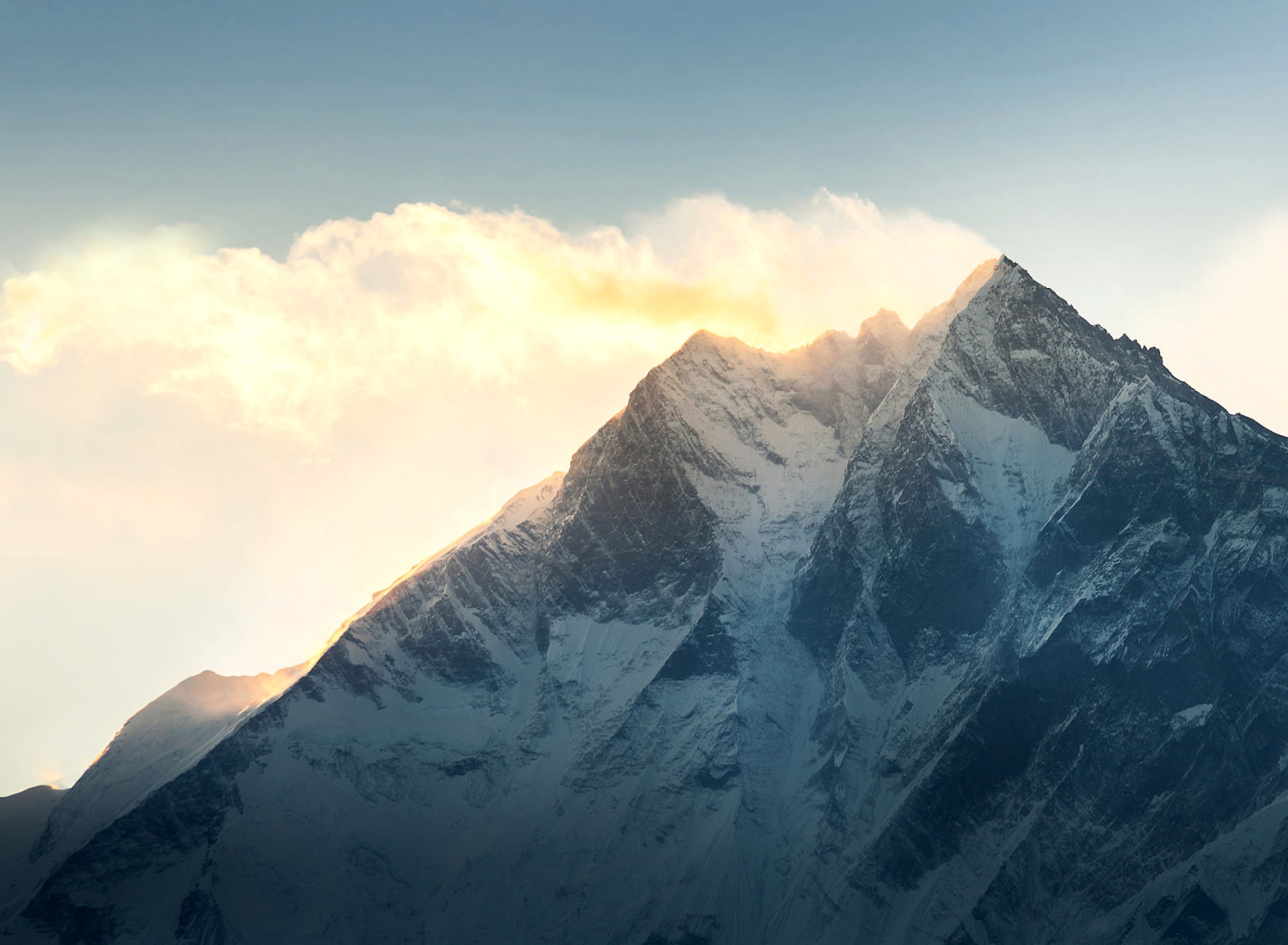Das Everest in Nepal Wallpaper 1920x1408