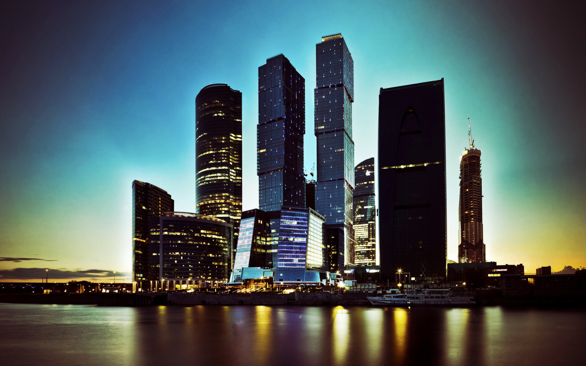 Fondo de pantalla Moscow City Skyscrapers 1920x1200