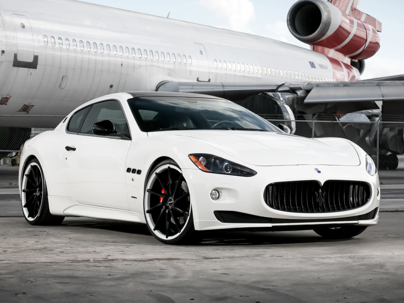 Maserati screenshot #1 1400x1050
