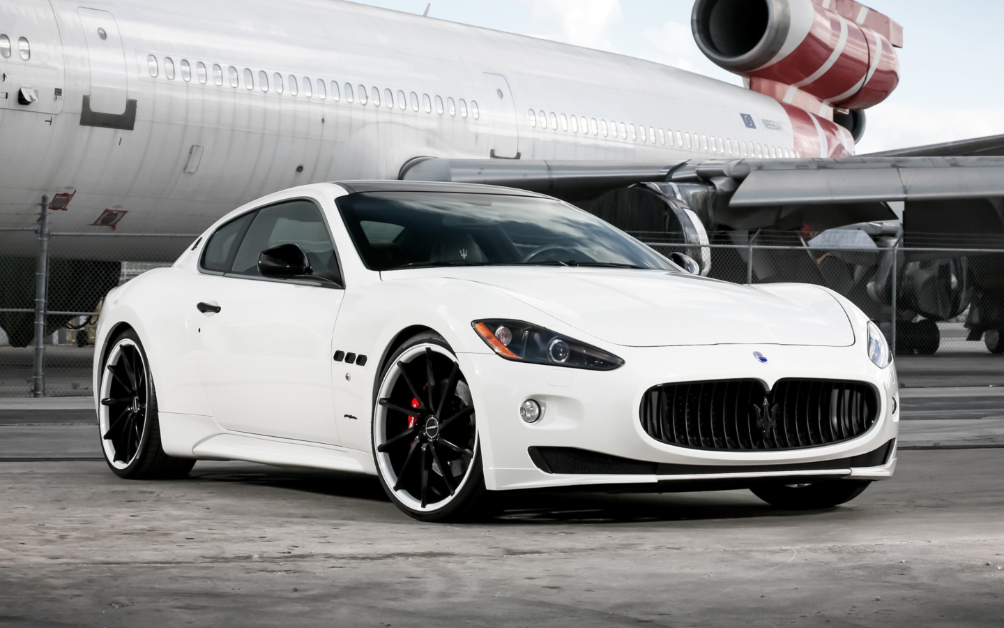 Fondo de pantalla Maserati 1440x900