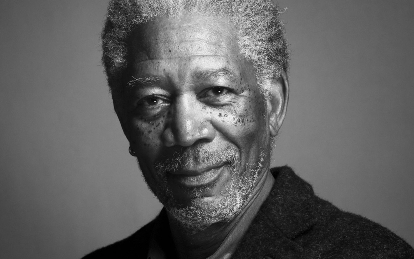 Morgan Freeman Portrait In Black And White screenshot #1 1440x900