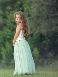Fondo de pantalla Pretty Child In Long Blue Skirt 240x320