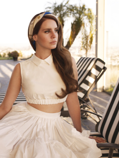 Das Lana Del Rey Wallpaper 240x320