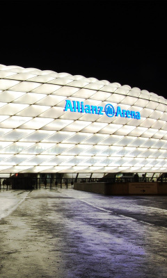 Screenshot №1 pro téma Allianz Arena is stadium in Munich 240x400