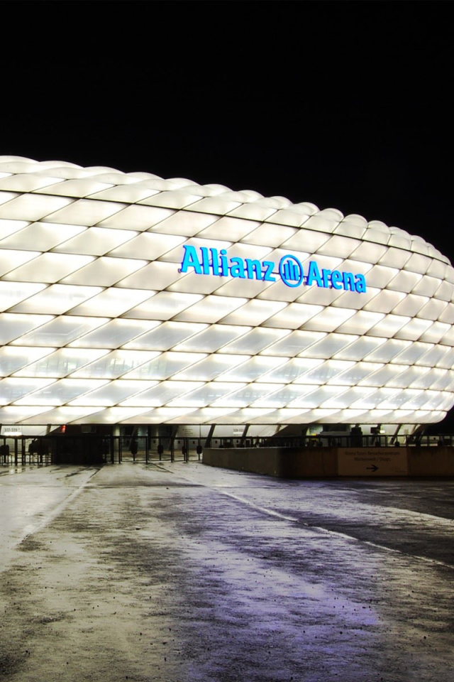 Das Allianz Arena is stadium in Munich Wallpaper 640x960