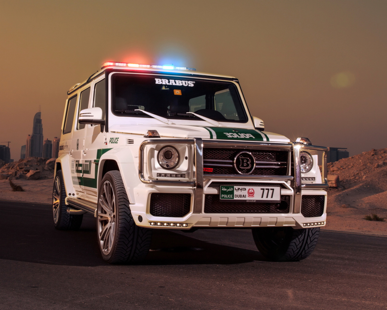 Screenshot №1 pro téma Mercedes Benz G Brabus Police 1280x1024