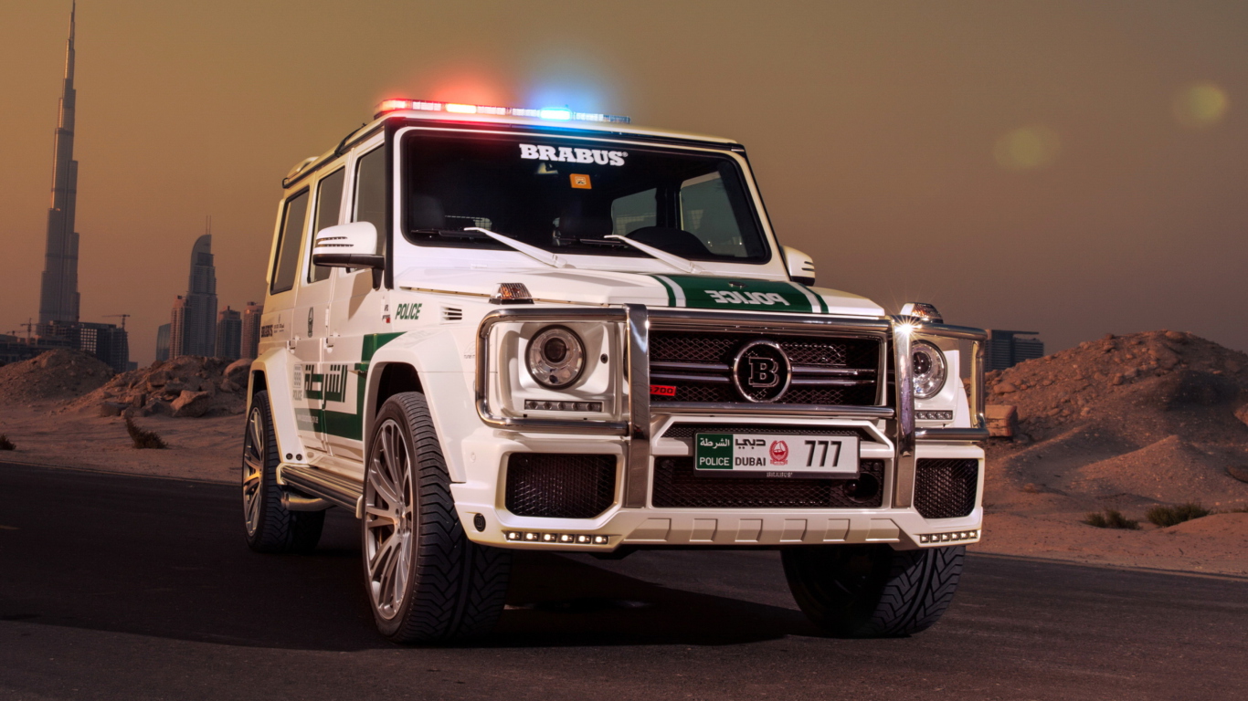 Fondo de pantalla Mercedes Benz G Brabus Police 1366x768