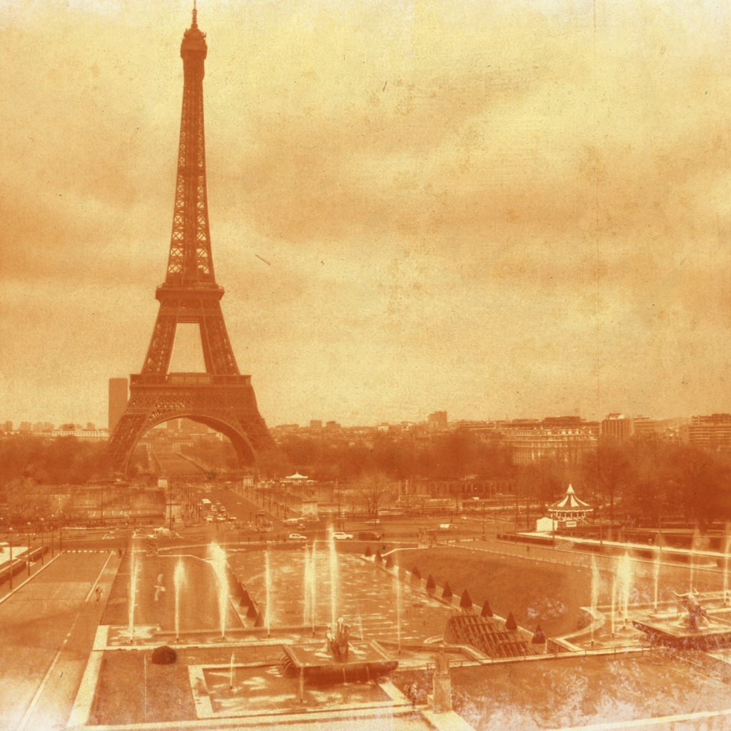 Das Old Photo Of Eiffel Tower Wallpaper 1024x1024