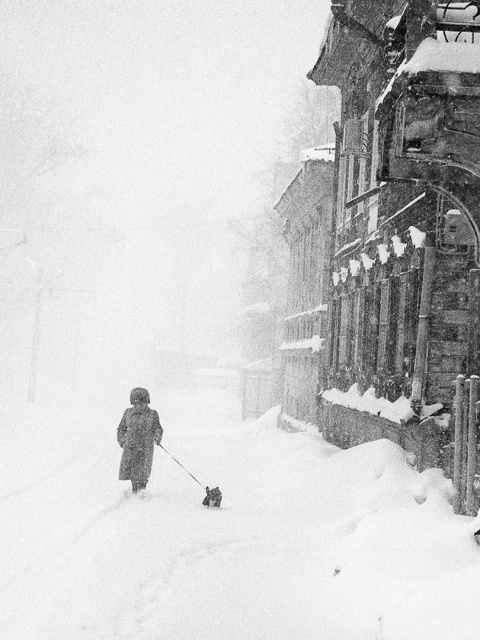 Winter in Russia Retro Photo wallpaper 480x640