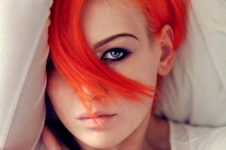 Beautiful Redhead - Fondos de pantalla gratis 