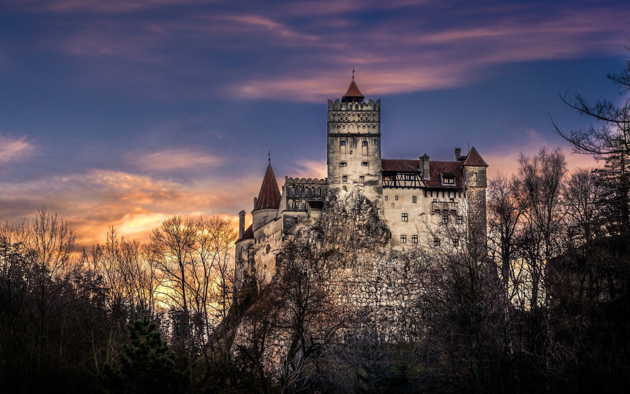 Das Bran Castle in Romania Wallpaper 1280x800