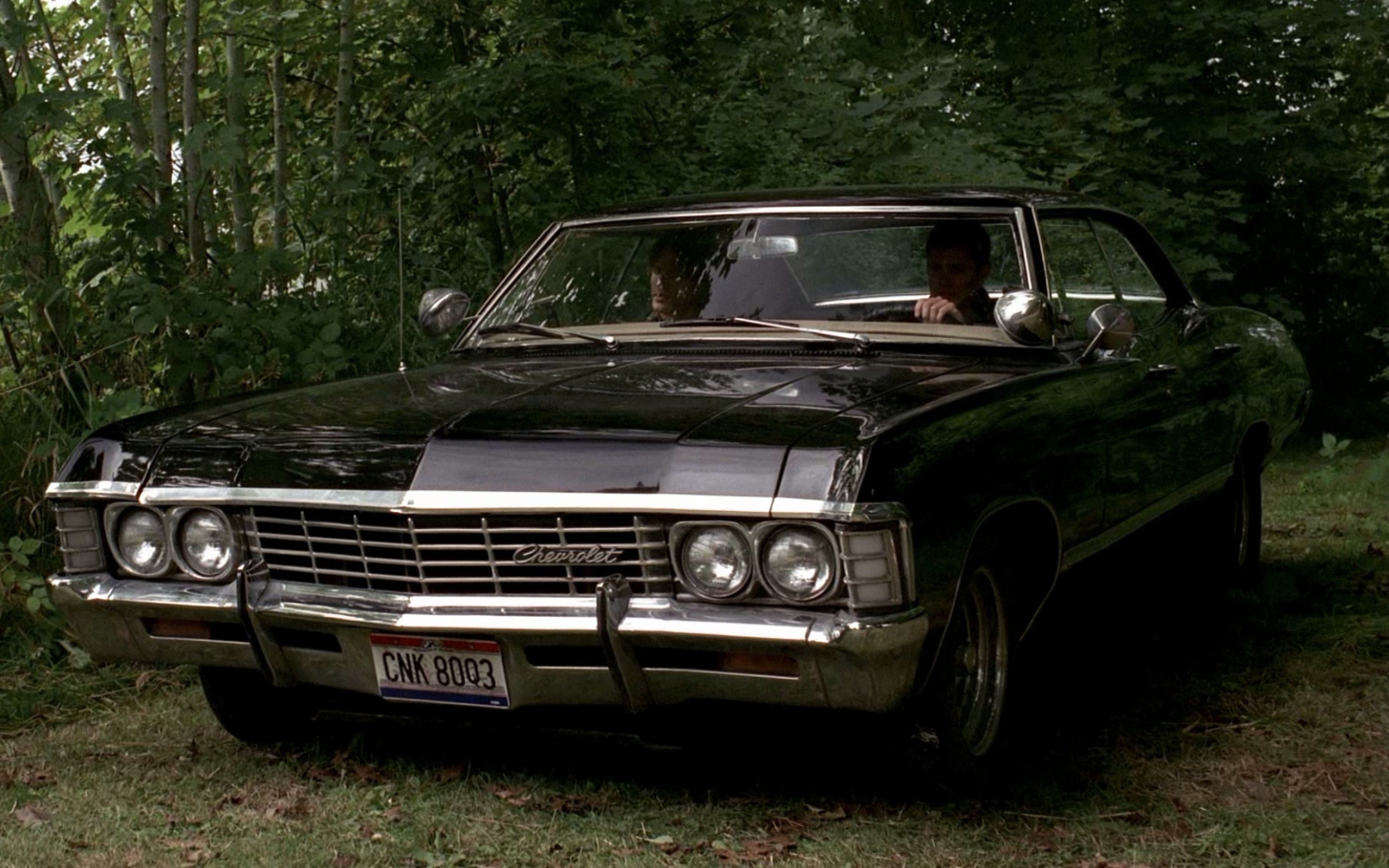 Screenshot №1 pro téma 1967 Chevrolet Impala 1680x1050
