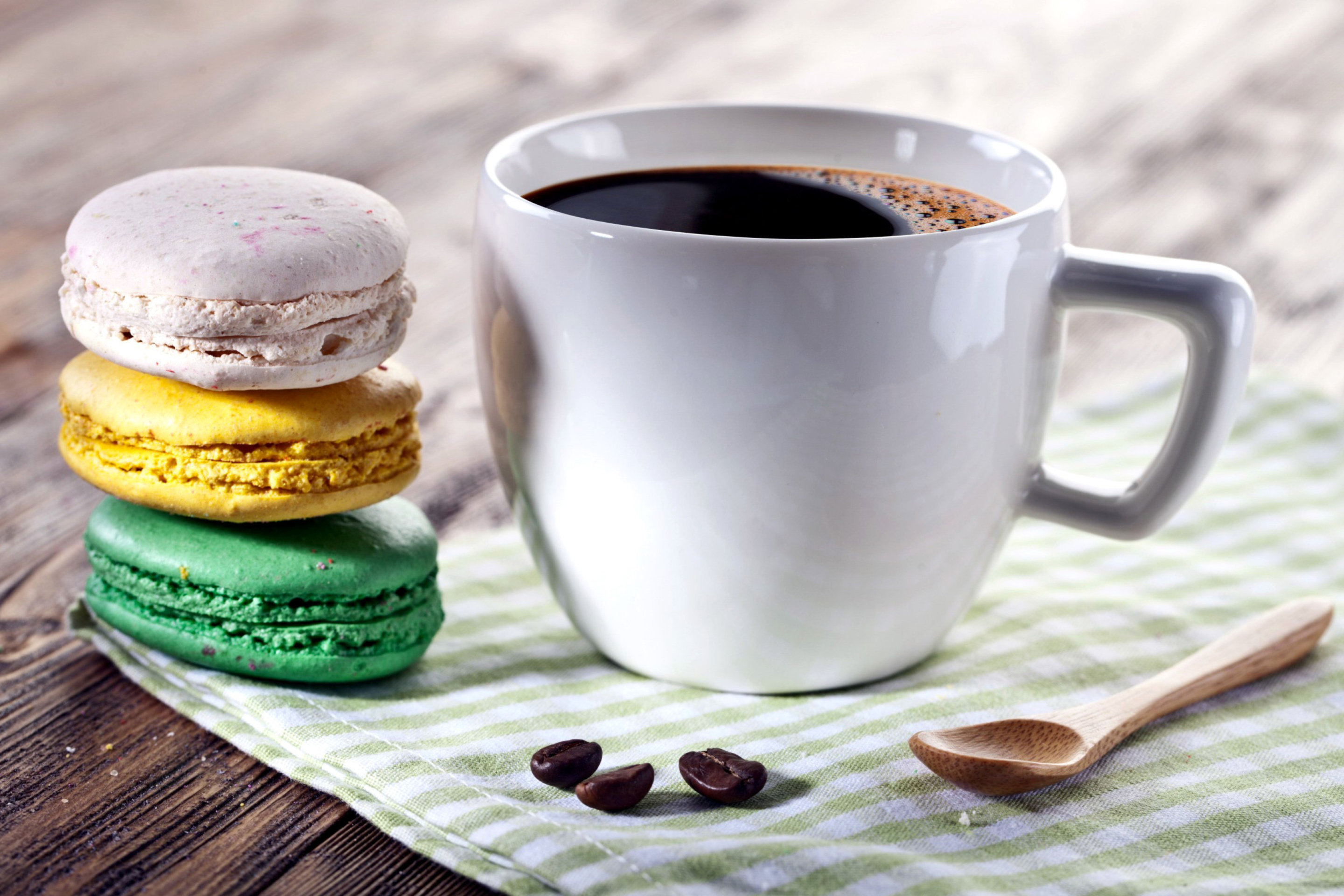 Coffee and macaroon wallpaper 2880x1920