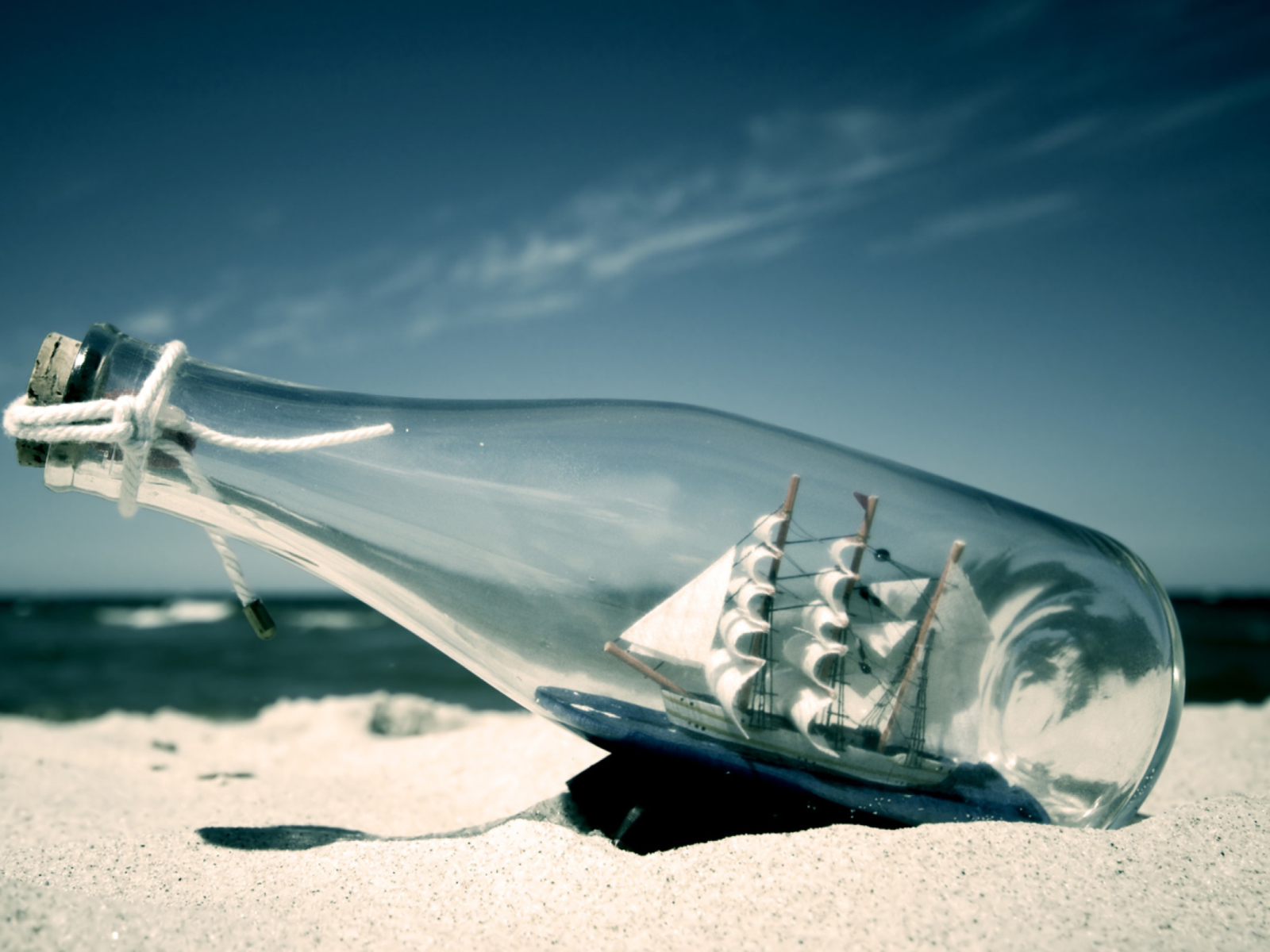 Screenshot №1 pro téma Ship In A Bottle 1600x1200