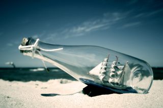 Ship In A Bottle - Obrázkek zdarma pro HTC Desire